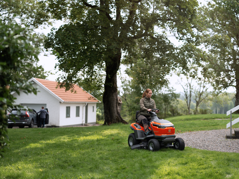 Трактор Husqvarna TS 100i 970745101 фото